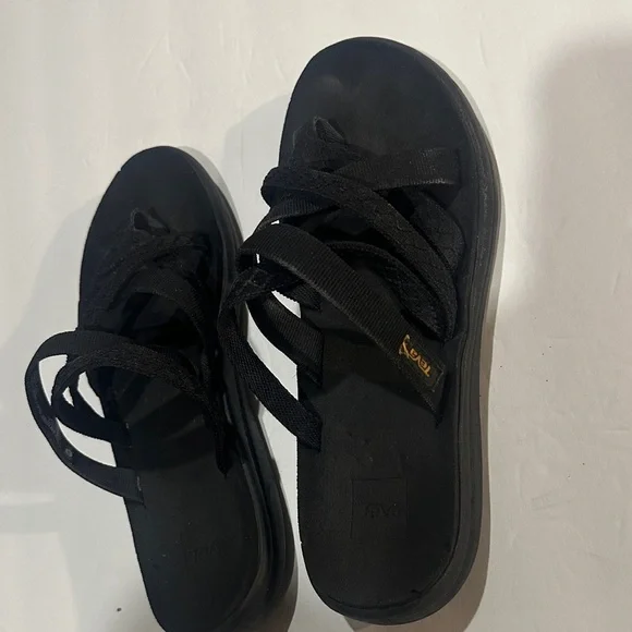 Teva Classic Black Strappy thong Sandals slip ons FB1121J lightweight minimalist - Picture 2 of 10